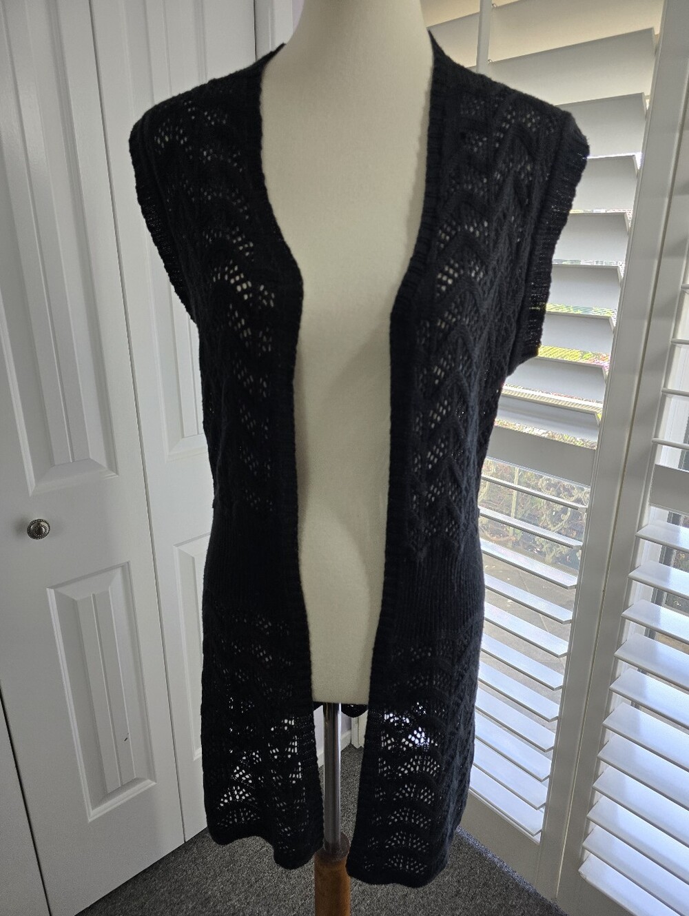 Solitaire Black Open-Front Knit Sleeveless Cardigan With Beautiful Heart On Back